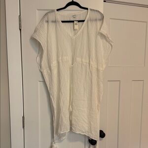 Aerie Cream V-Neck Tunic Top